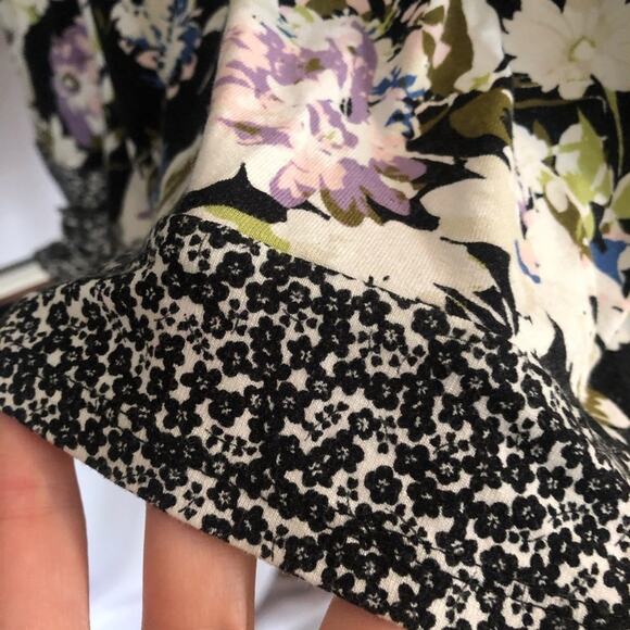 J Jill Black & Purple Floral Sleeveless Tunic Top Womens MP Blouse Sleeveless - Picture 4 of 8